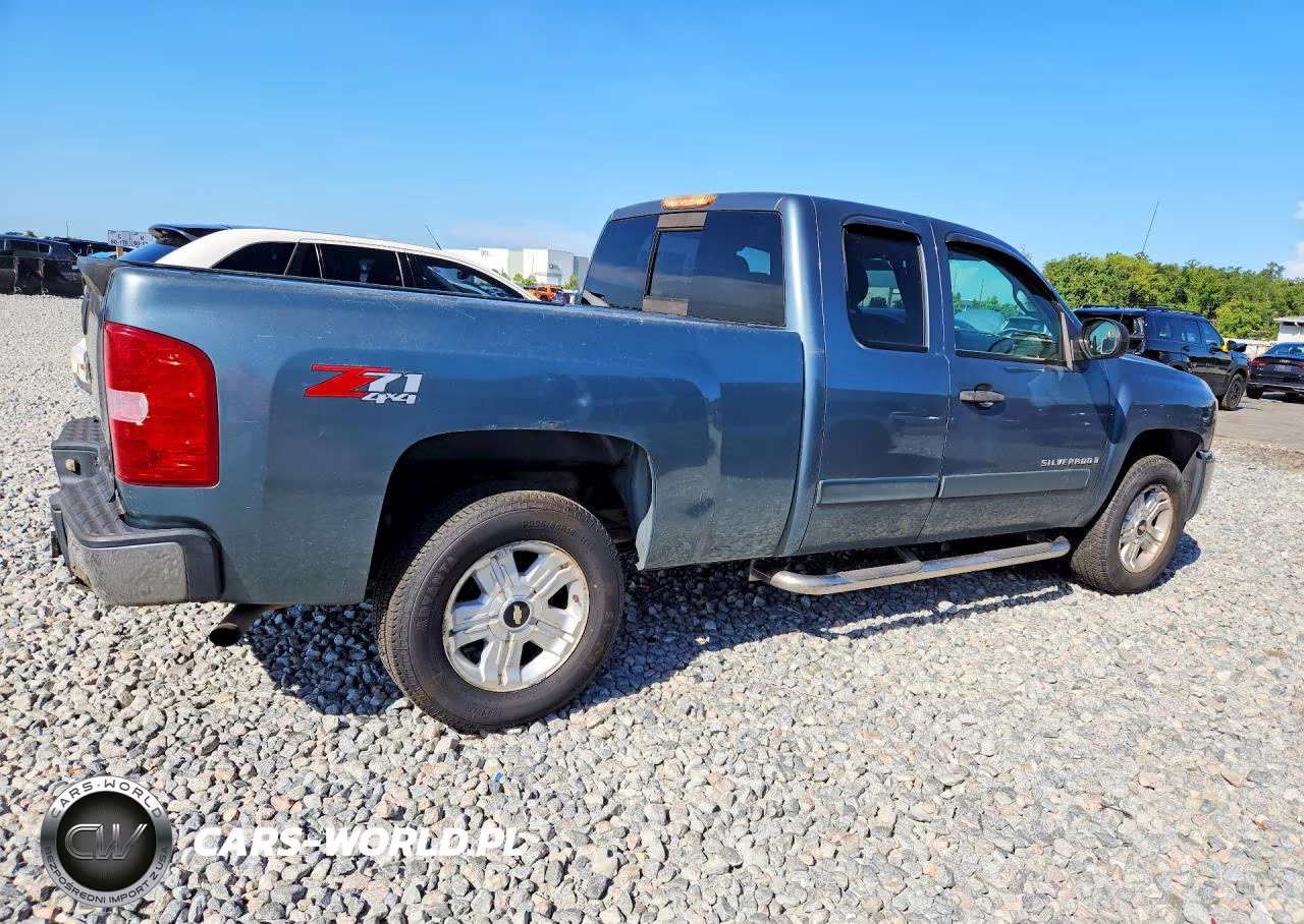 2007 Chevrolet Silverado K1500 VIN:2GCEK19J271724952 - 3
