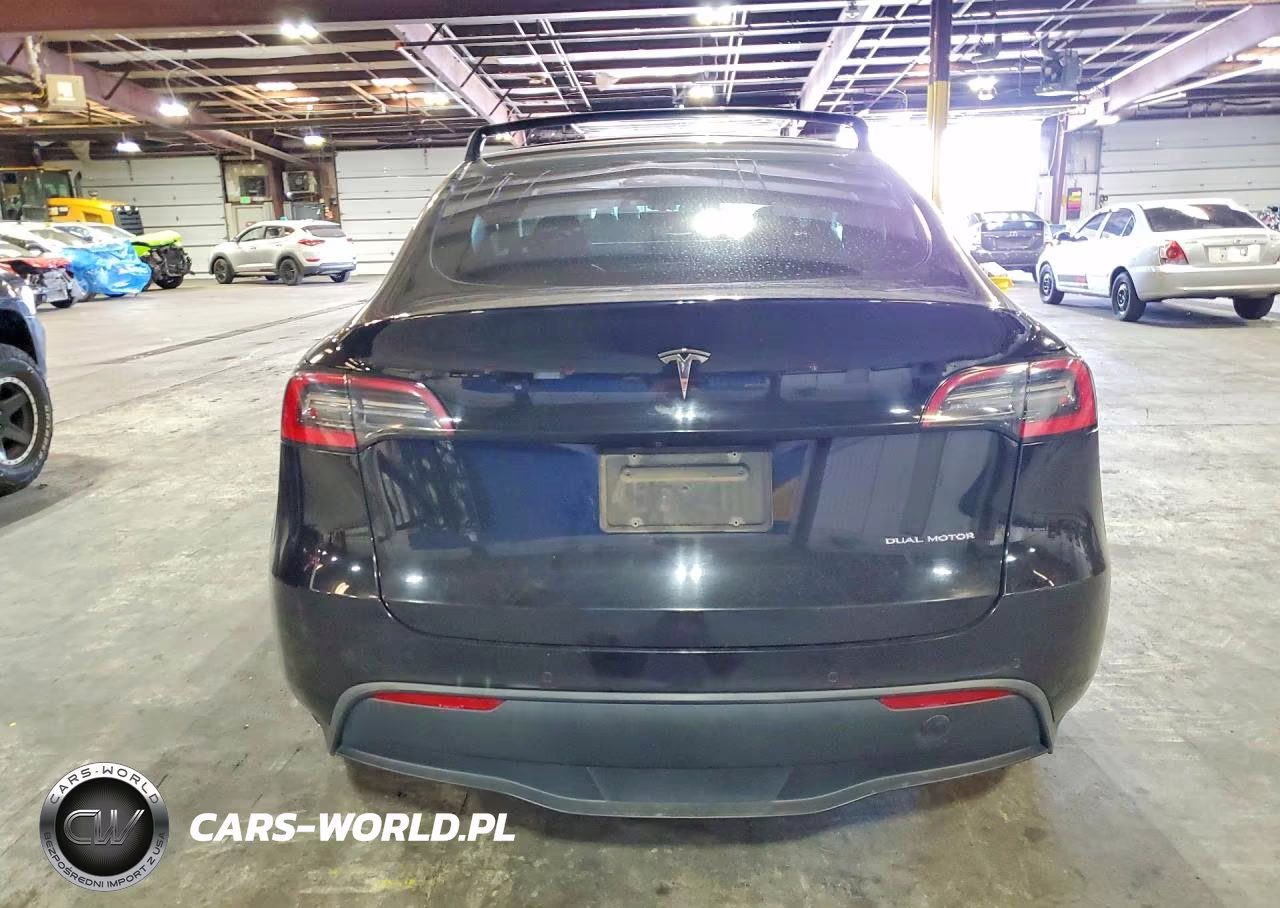 2020 Tesla Model Y VIN:5YJYGDEE8LF052282 - 6