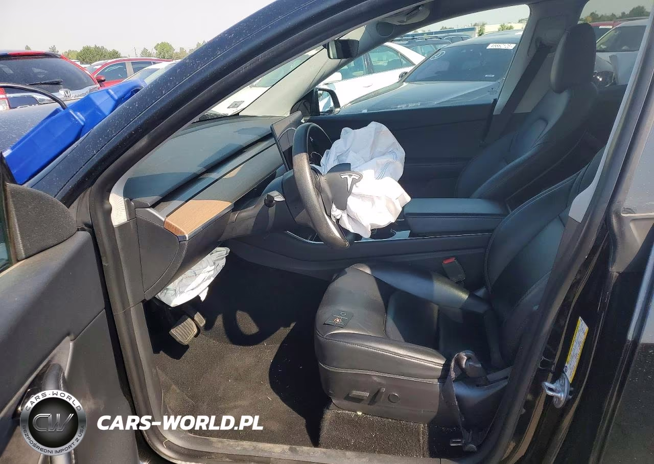 2020 Tesla Model Y VIN:5YJYGDEE8LF052282 - 7