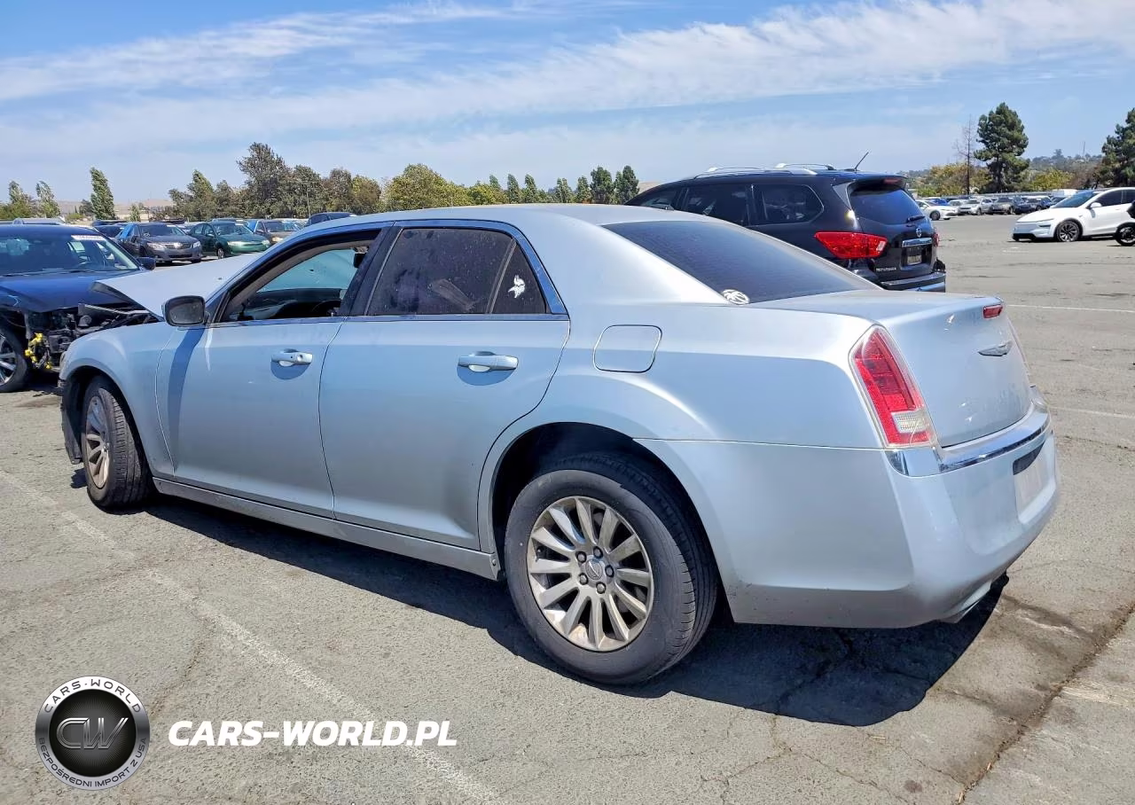 2013 Chrysler 300 VIN:2C3CCAAG9DH599363 - 2