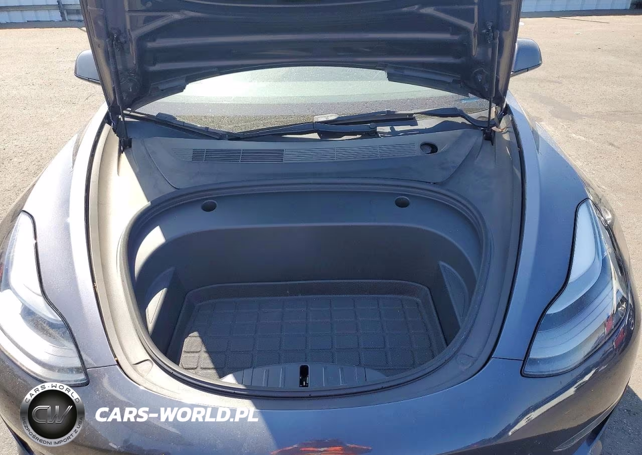 2023 Tesla Model 3 VIN:5YJ3E1EAXPF433018 - 11