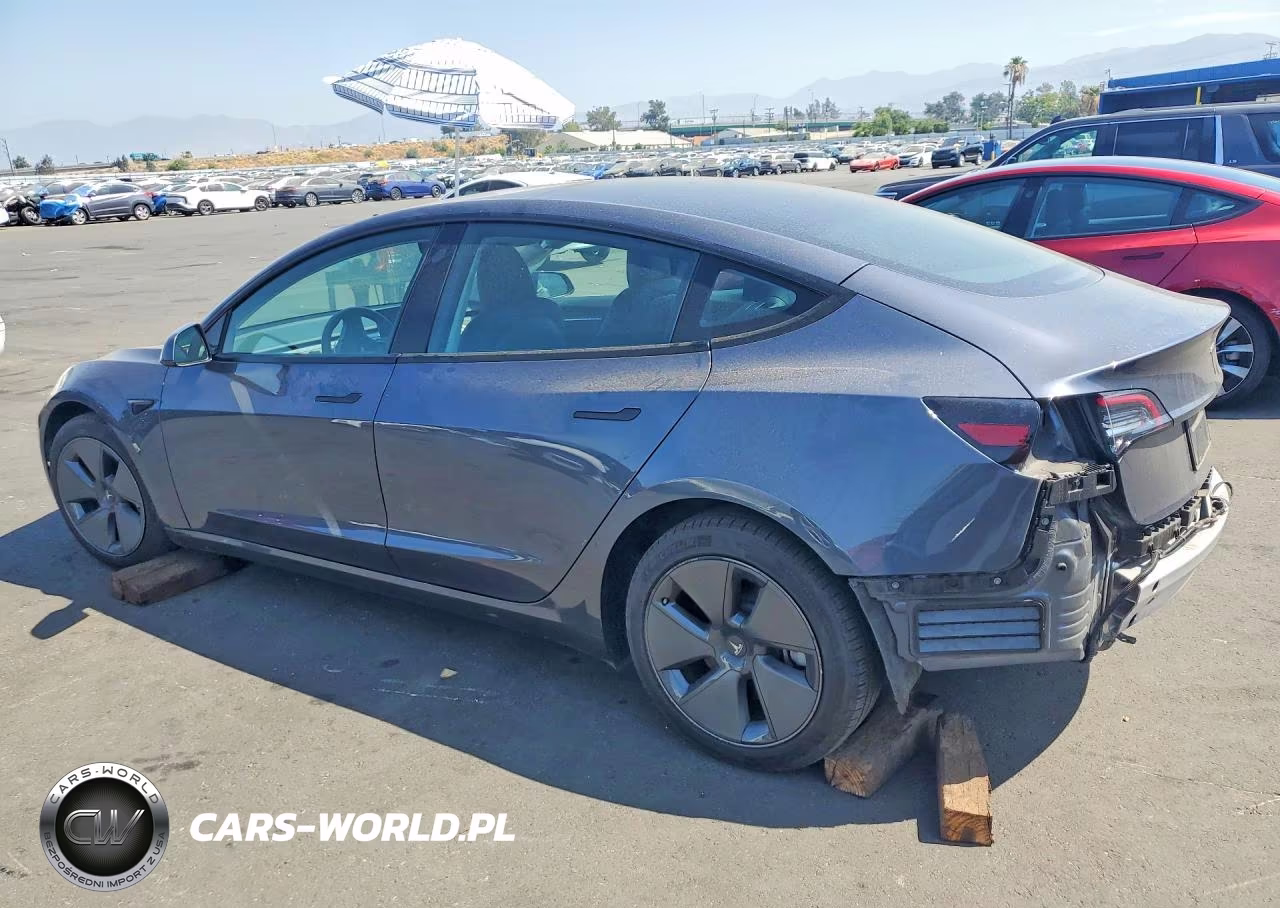 2023 Tesla Model 3 VIN:5YJ3E1EAXPF433018 - 2