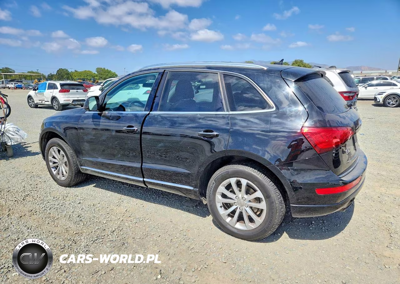 2016 Audi Q5 Premium VIN:WA1C2AFP7GA137369 - 2