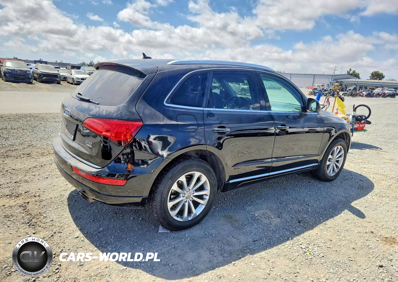 2016 Audi Q5 Premium VIN:WA1C2AFP7GA137369 - 3
