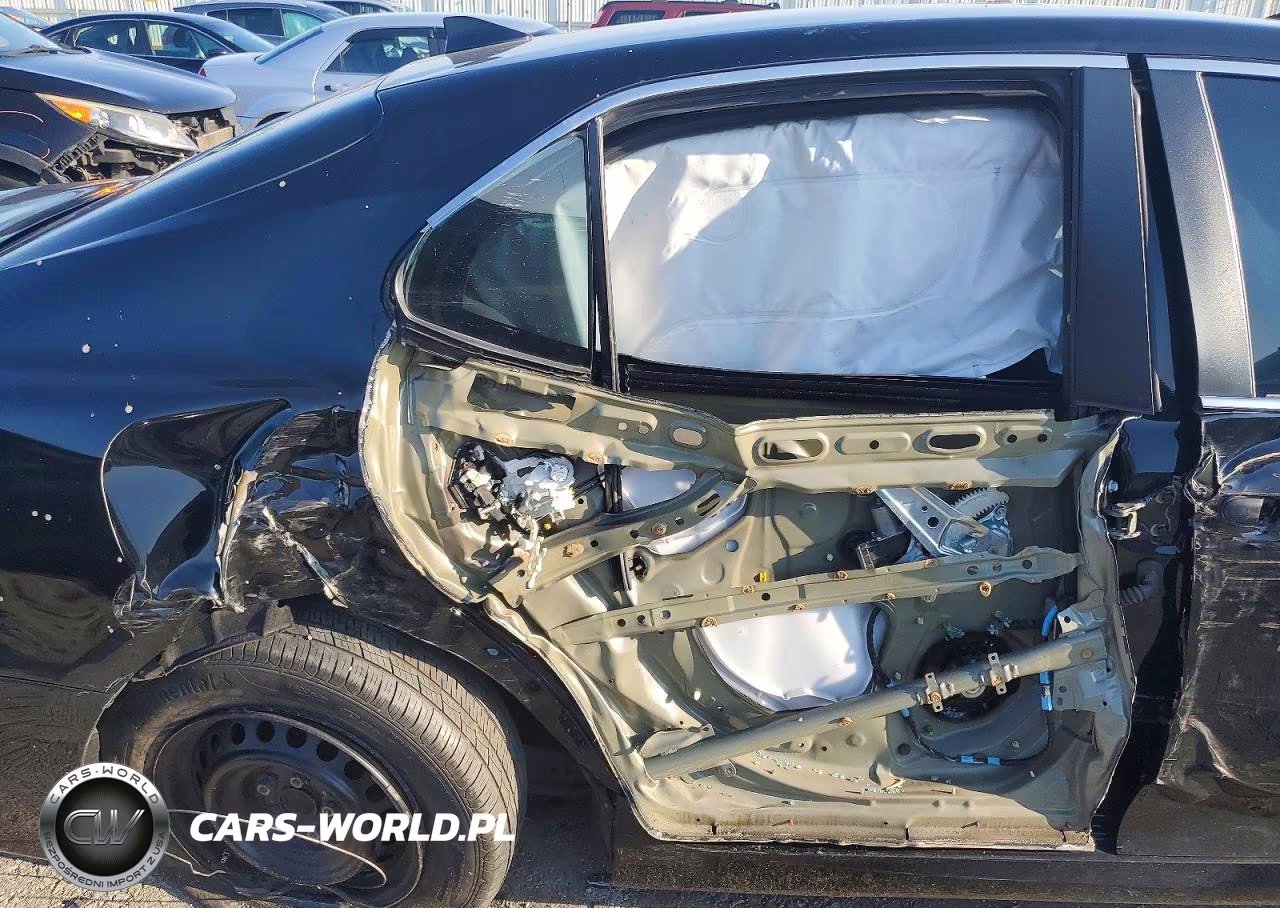 2022 Toyota Camry Le VIN:4T1C31AK6NU585026 - 10