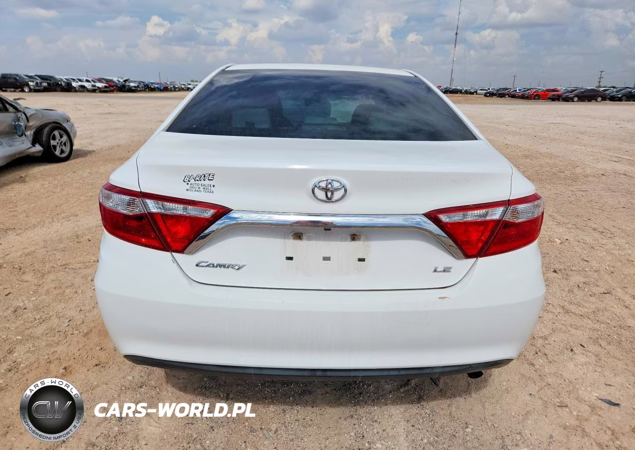 2016 Toyota Camry Le VIN:4T1BF1FK5GU239709 - 6