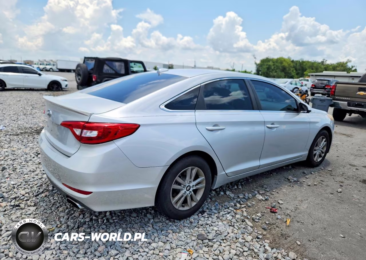 2015 Hyundai Sonata Se VIN:5NPE24AF2FH177879 - 3
