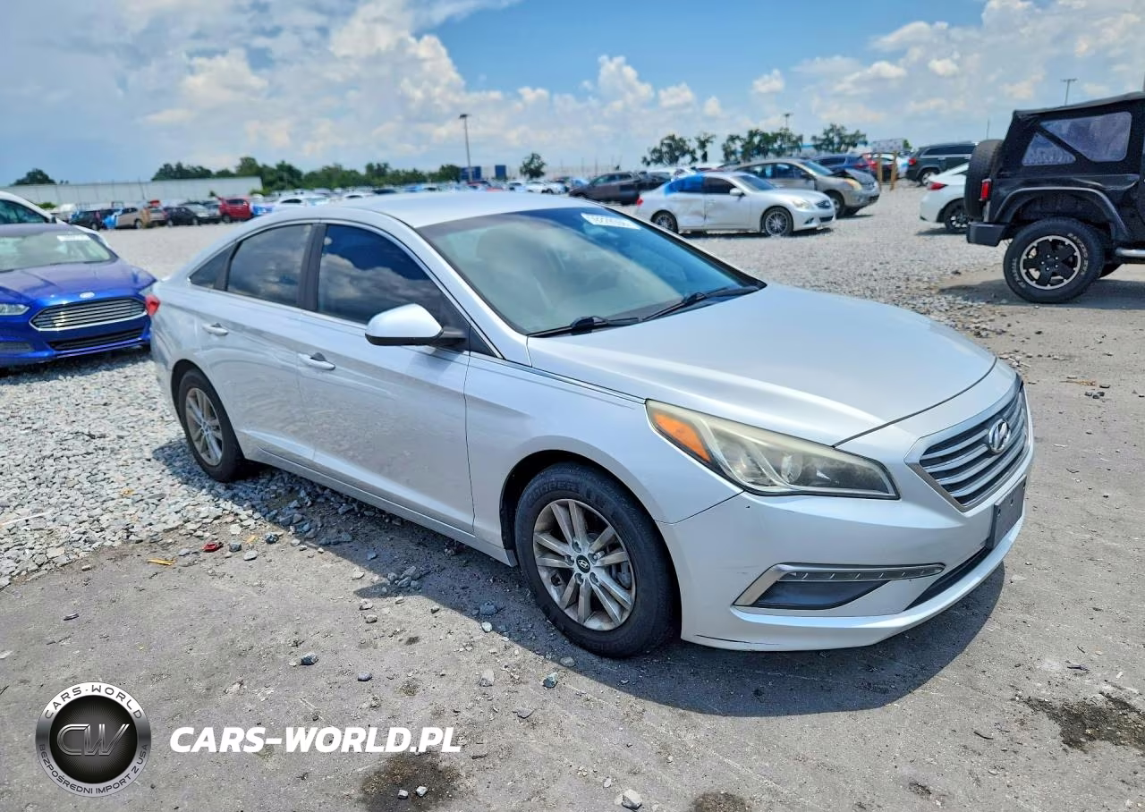 2015 Hyundai Sonata Se VIN:5NPE24AF2FH177879 - 4