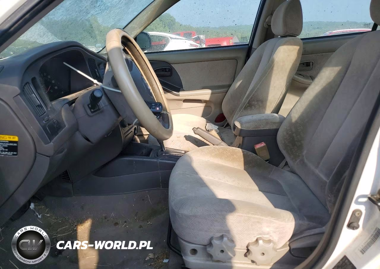 2004 Hyundai Elantra Gls VIN:KMHDN46D94U724901 - 7