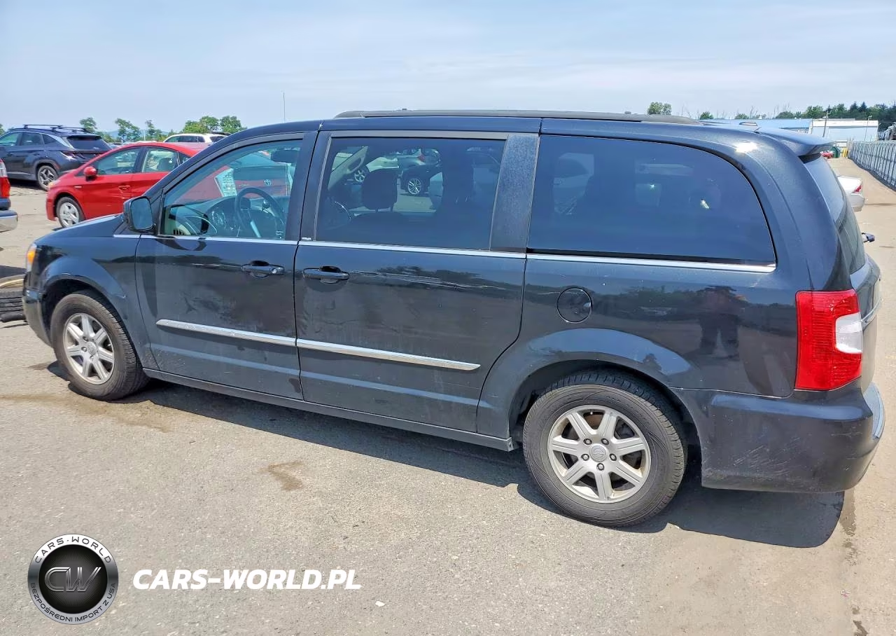 2011 Chrysler Town & Country Touring VIN:2A4RR5DG1BR708651 - 2