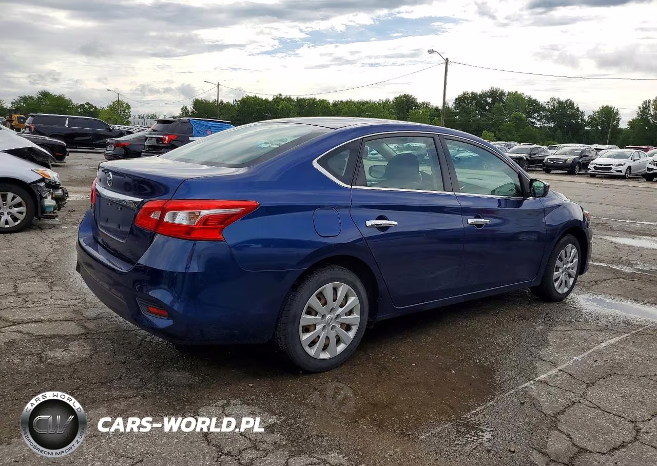 2018 Nissan Sentra S VIN:3N1AB7AP5JY309072 - 3