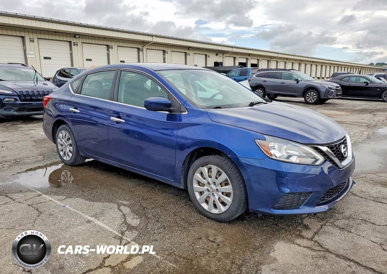 2018 Nissan Sentra S VIN:3N1AB7AP5JY309072 - 4