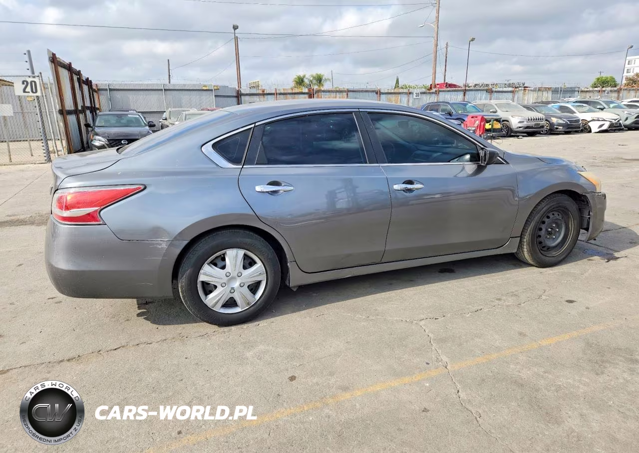 2014 Nissan Altima 2.5 S VIN:1N4AL3AP7EC297174 - 3