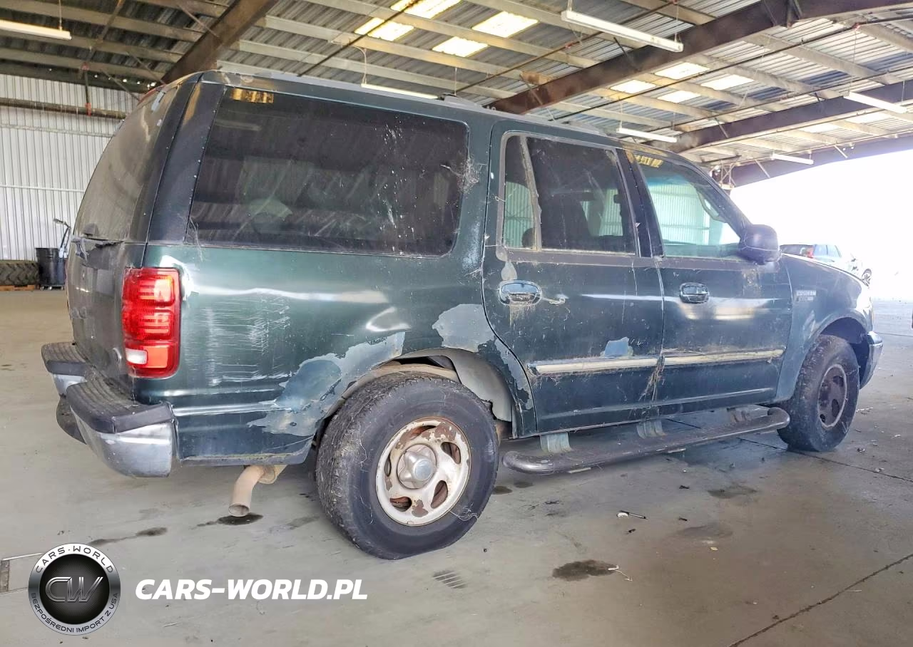 2001 Ford Expedition VIN:1FMRU15W61LB79588 - 3