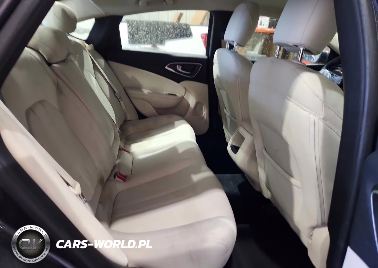 2015 Chrysler 200 Lx VIN:1C3CCCFB1FN635050 - 10