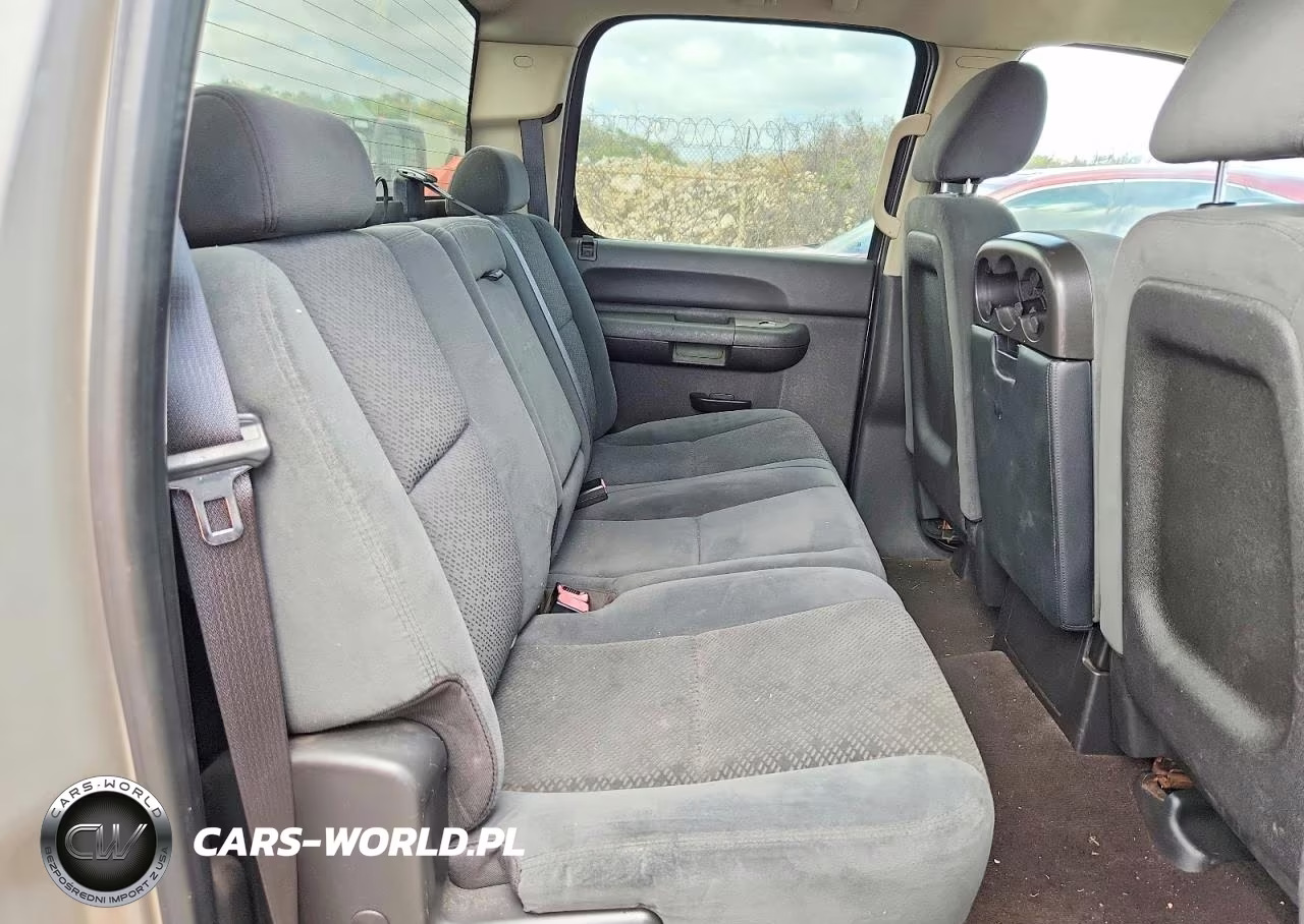 2008 Chevrolet Silverado C1500 VIN:3GCEC13C98G101943 - 10