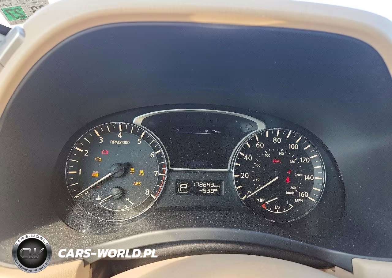 2015 Nissan Pathfinder S VIN:5N1AR2MNXFC627917 - 9