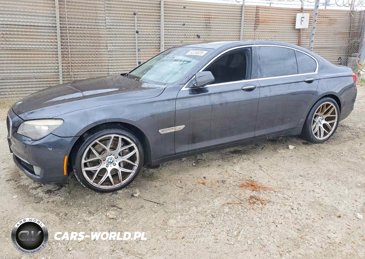 2011 BMW 750 Xi