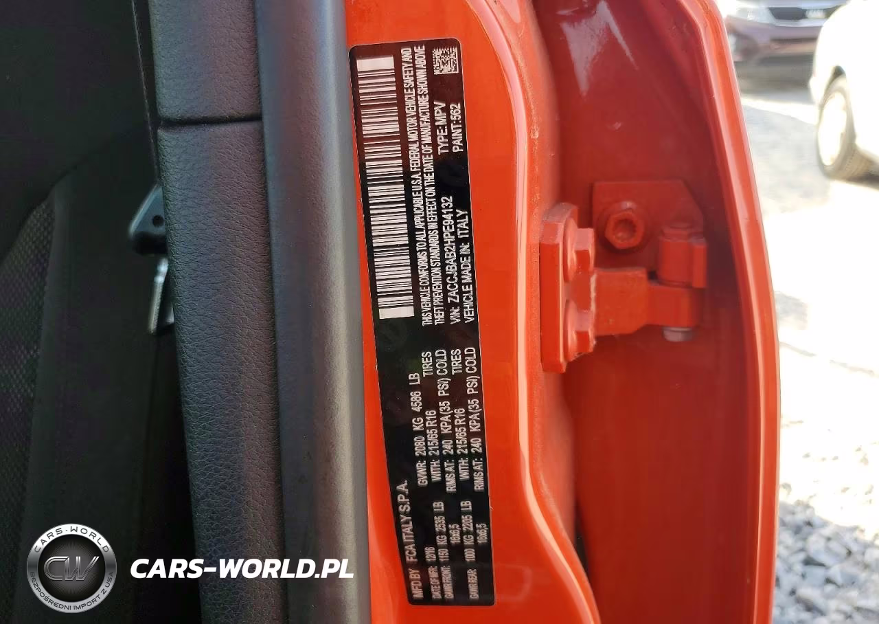 2017 Jeep Renegade Sport VIN:ZACCJBAB2HPE94132 - 13