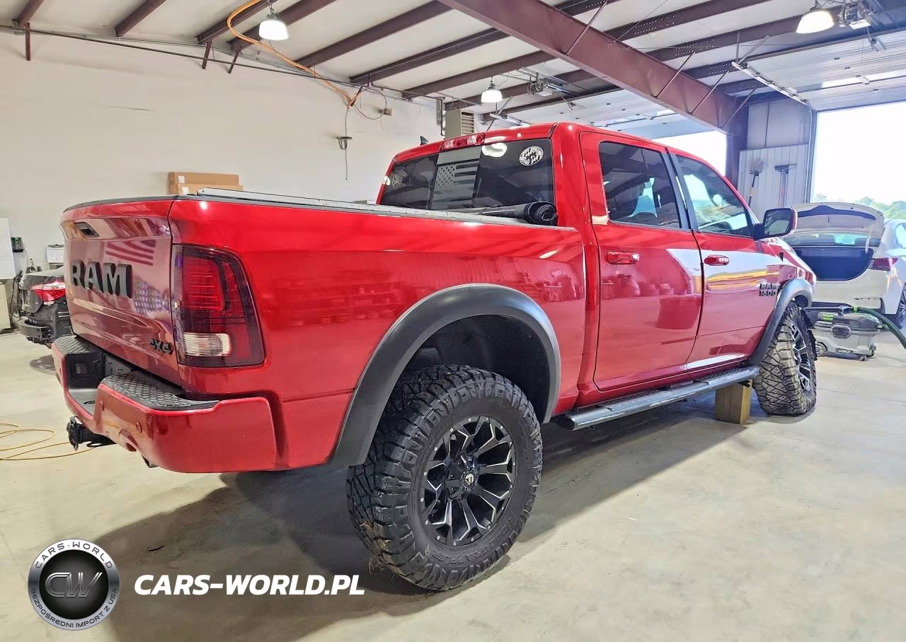 2018 Ram 1500 Sport VIN:1C6RR7MT2JS109714 - 3