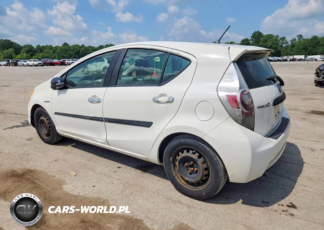 2012 Toyota Prius C Two VIN:JTDKDTB35C1512941 - 2