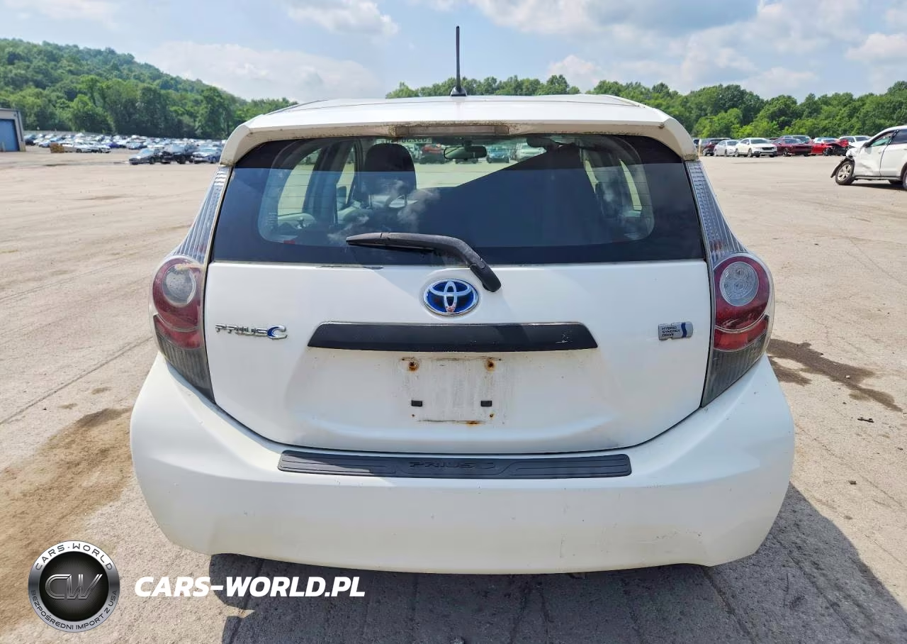 2012 Toyota Prius C Two VIN:JTDKDTB35C1512941 - 6