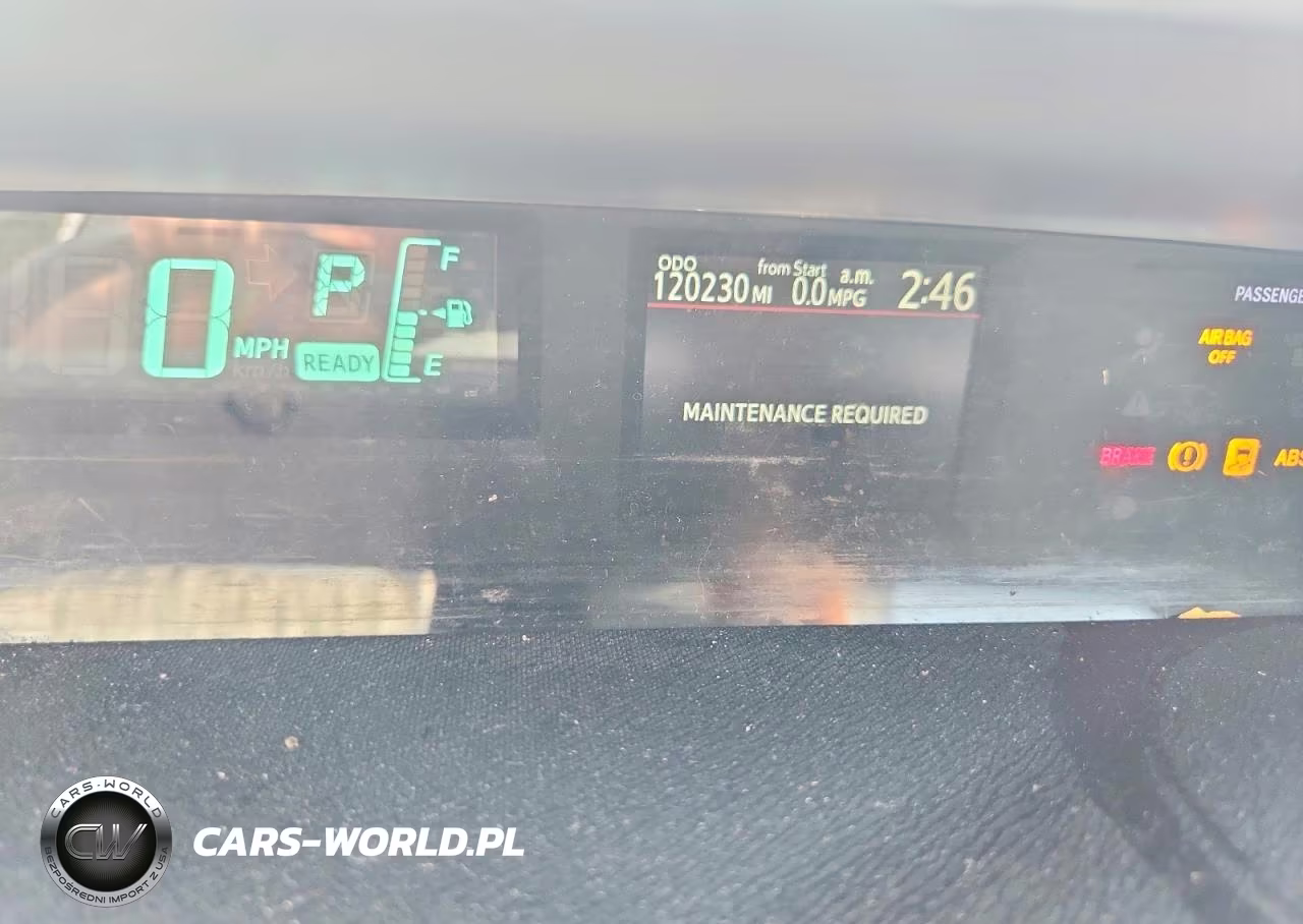 2012 Toyota Prius C Two VIN:JTDKDTB35C1512941 - 9