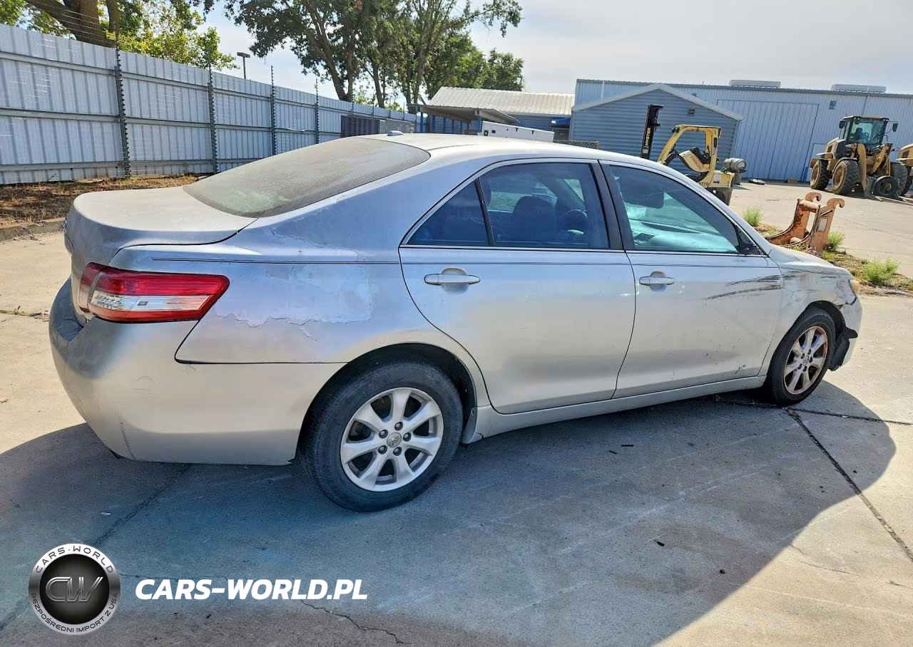 2011 Toyota Camry Le VIN:4T4BF3EK1BR196076 - 3