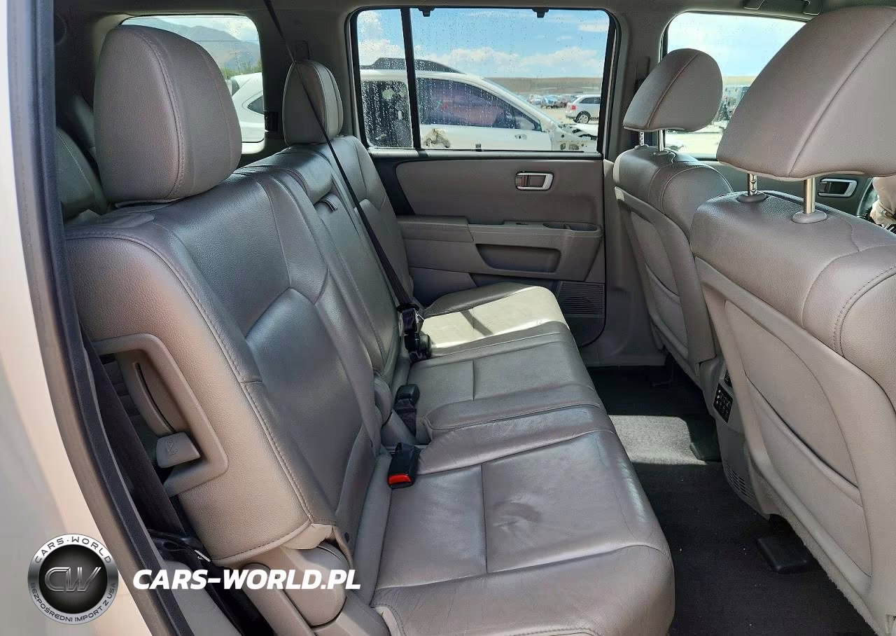 2012 Honda Pilot Touring VIN:5FNYF4H91CB025281 - 10