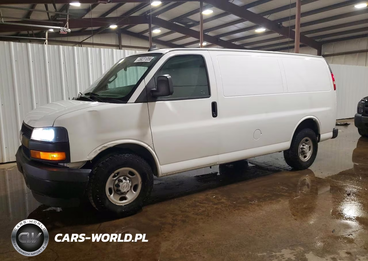 2018 Chevrolet Express G2500