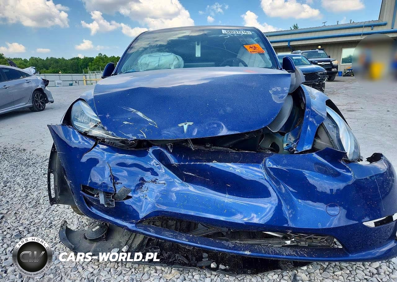 2023 Tesla Model Y VIN:7SAYGDEE6PA061245 - 5