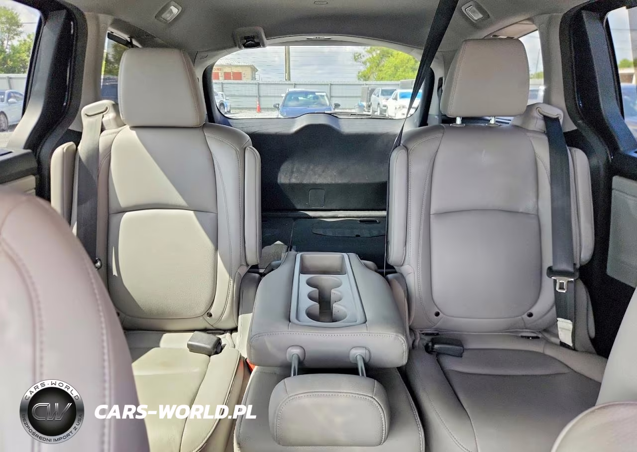 2020 Honda Odyssey Elite VIN:5FNRL6H97LB039887 - 10