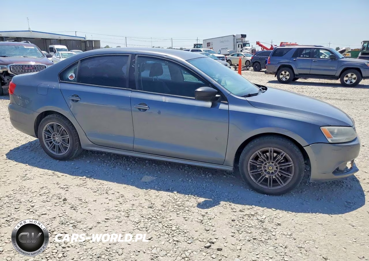 2011 Volkswagen Jetta Base VIN:3VW2K7AJ0BM390341 - 4