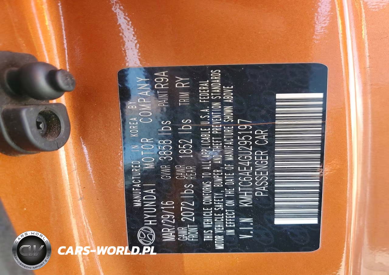 2016 Hyundai Veloster Turbo VIN:KMHTC6AE4GU295197 - 12