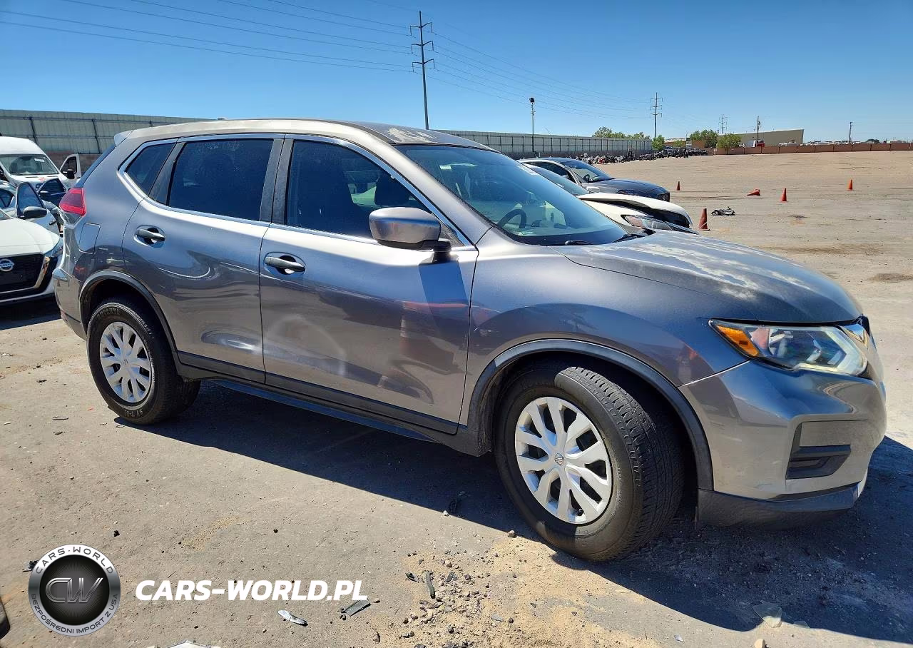 2018 Nissan Rogue S VIN:KNMAT2MTXJP612310 - 4