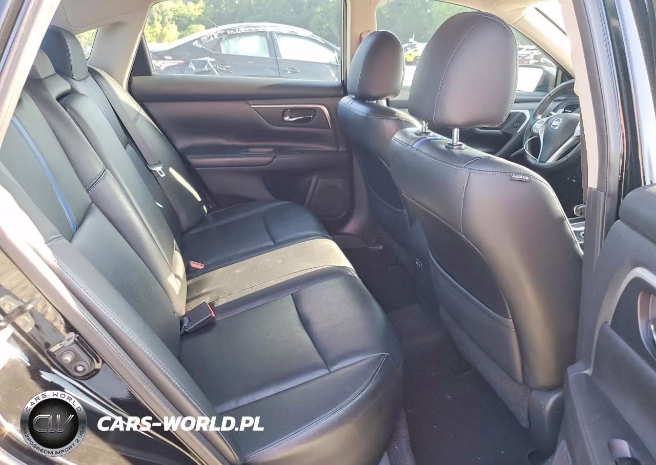 2018 Nissan Altima 2.5 Sr VIN:1N4AL3AP5JC204663 - 10