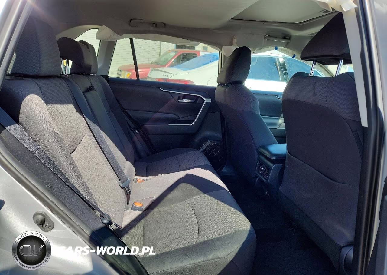 2019 Toyota Rav4 Xle VIN:2T3W1RFV3KW031420 - 10