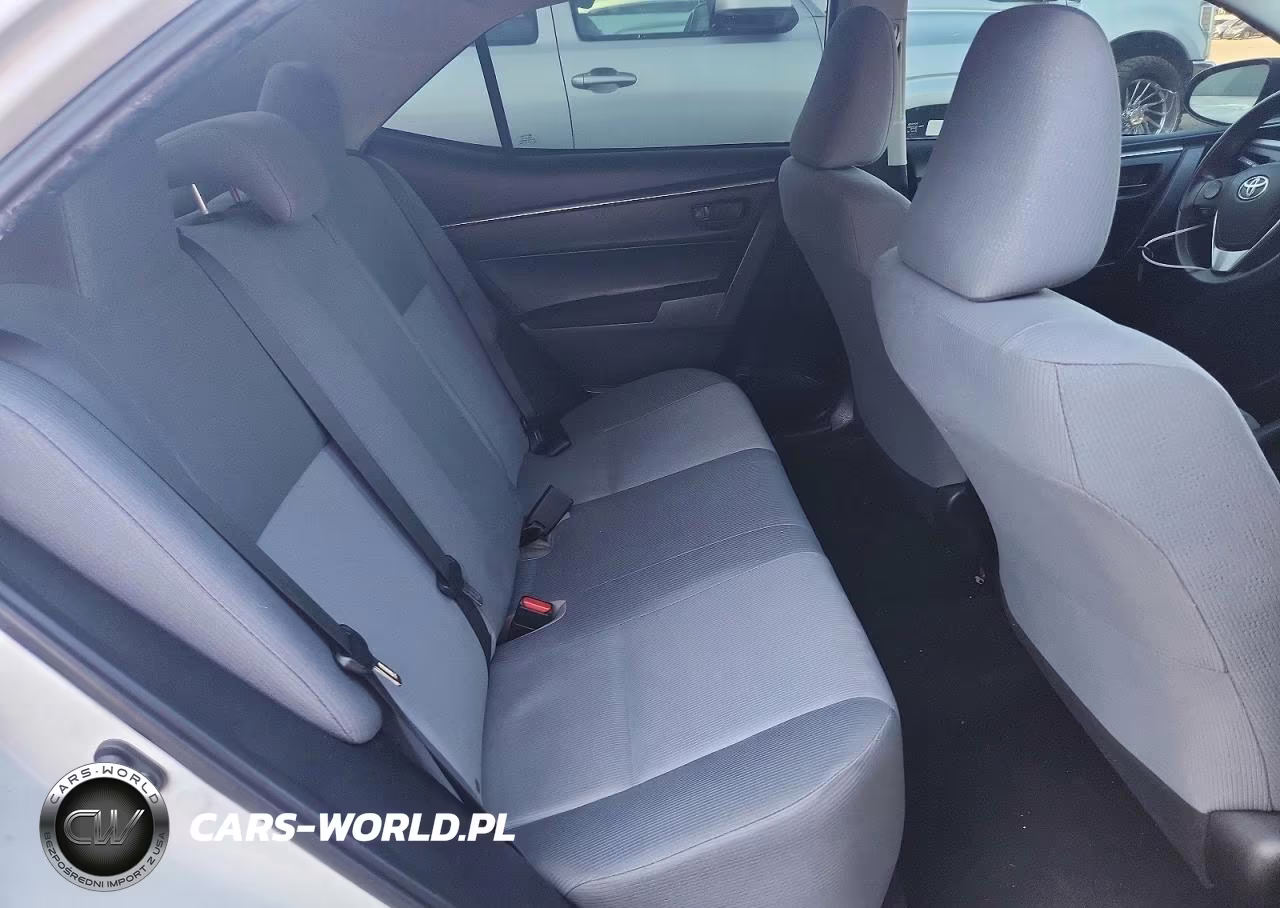 2015 Toyota Corolla L VIN:2T1BURHE2FC352982 - 11