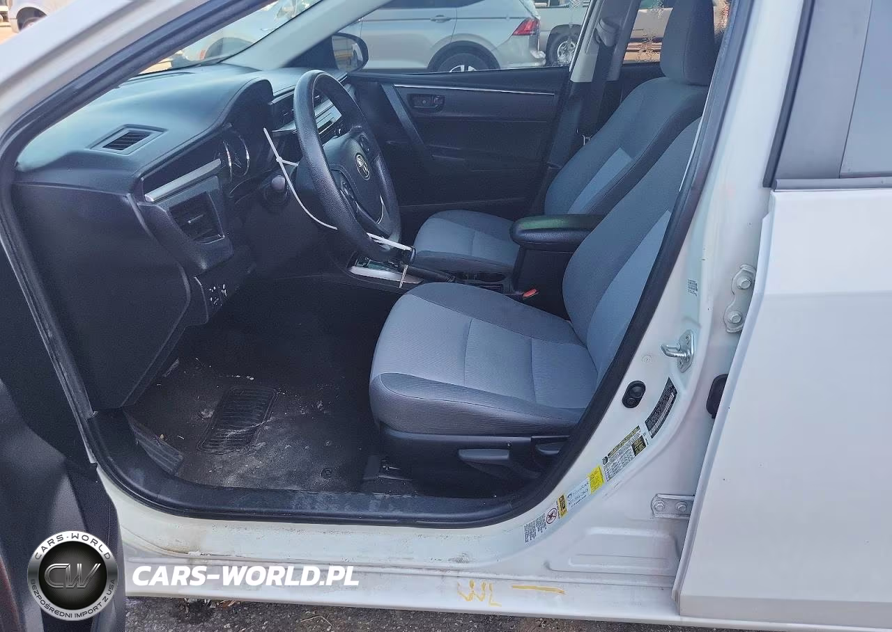 2015 Toyota Corolla L VIN:2T1BURHE2FC352982 - 13