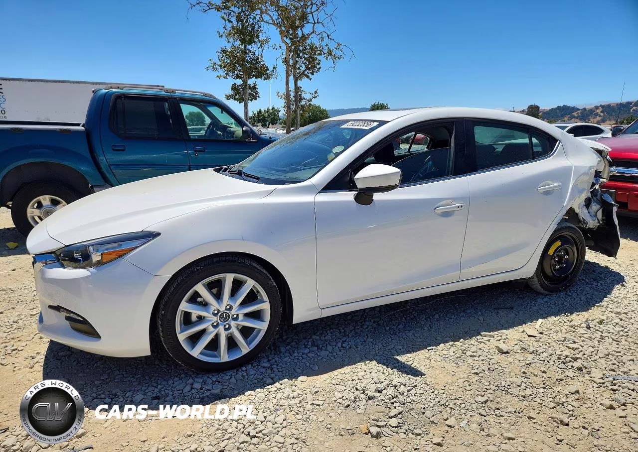 2017 Mazda 3 Touring – zdjęcie 1 z 12