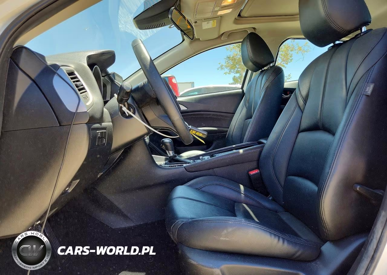 2017 Mazda 3 Touring VIN:3MZBN1V75HM123627 - 7