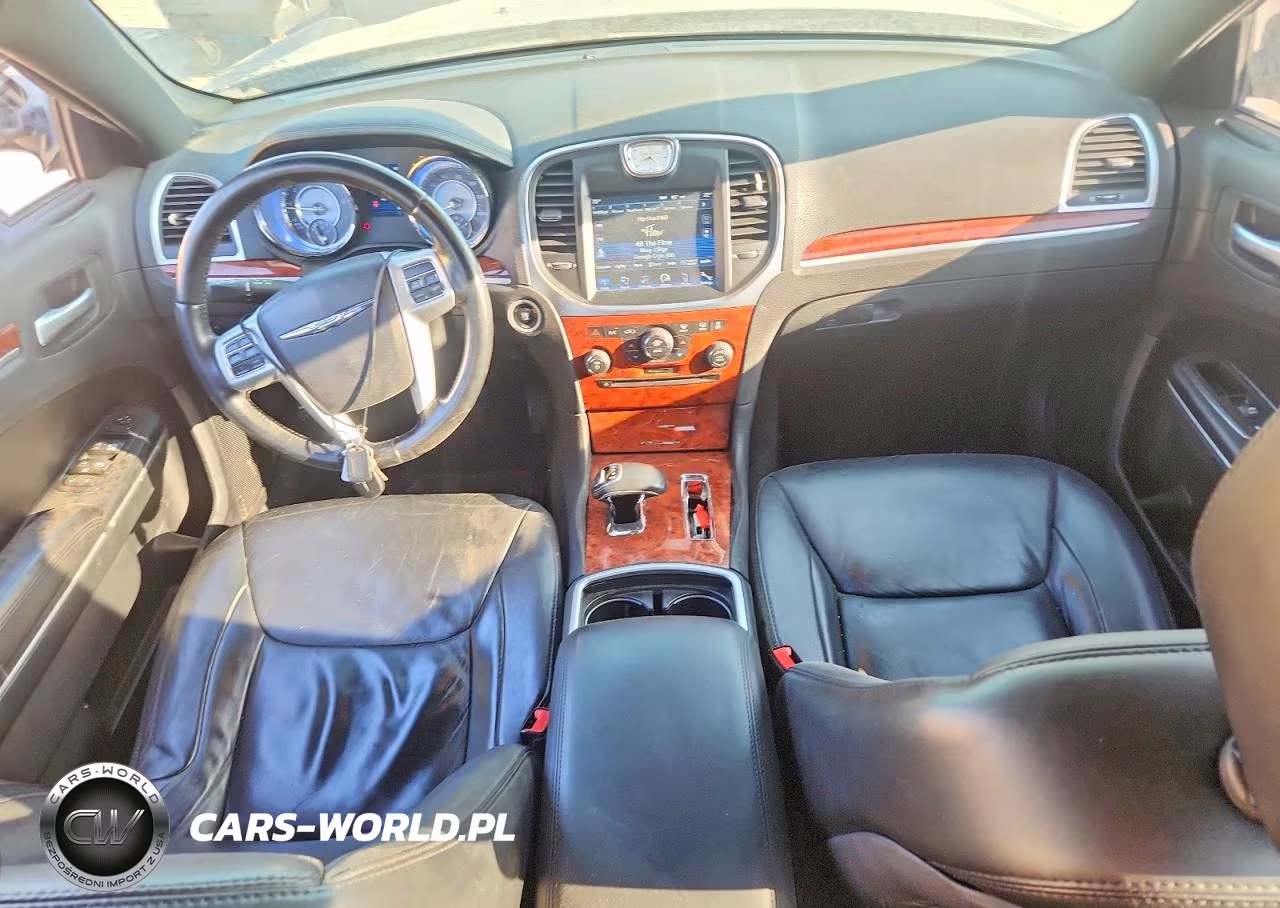 2014 Chrysler 300 VIN:2C3CCAAG5EH207397 - 8