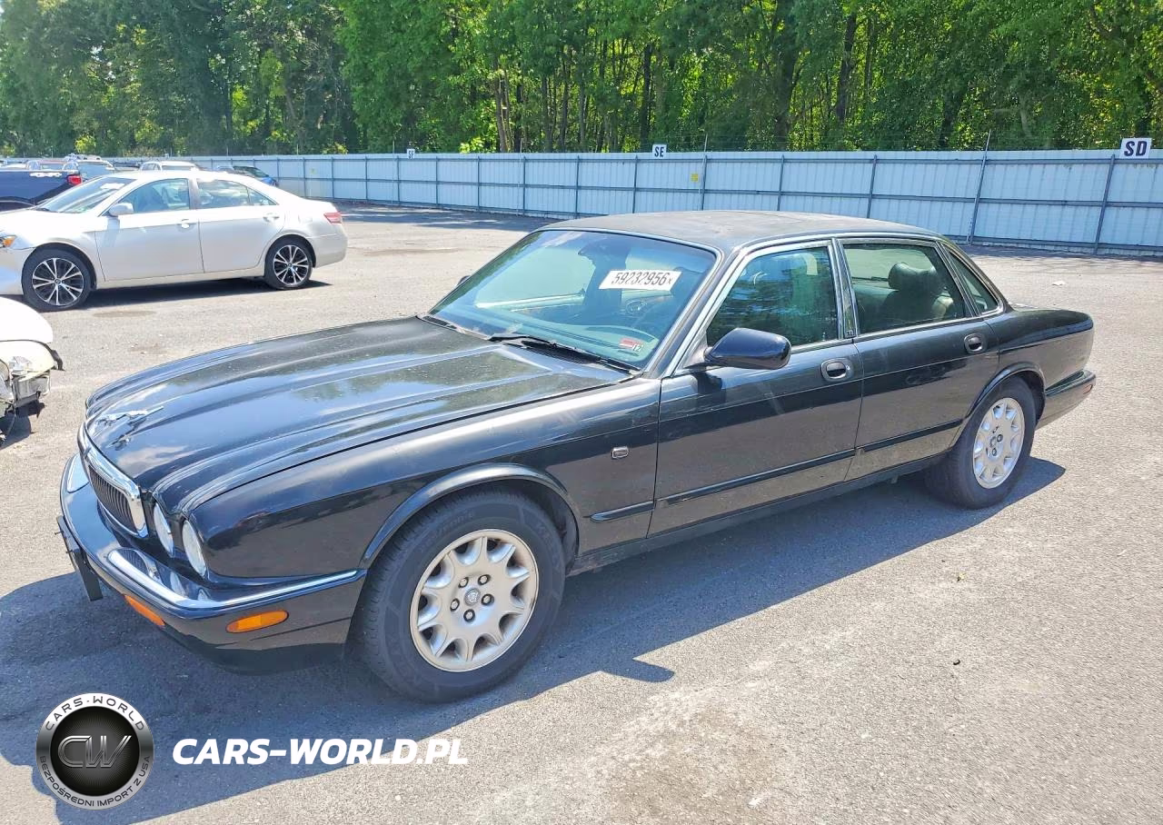 2001 Jaguar Xj8