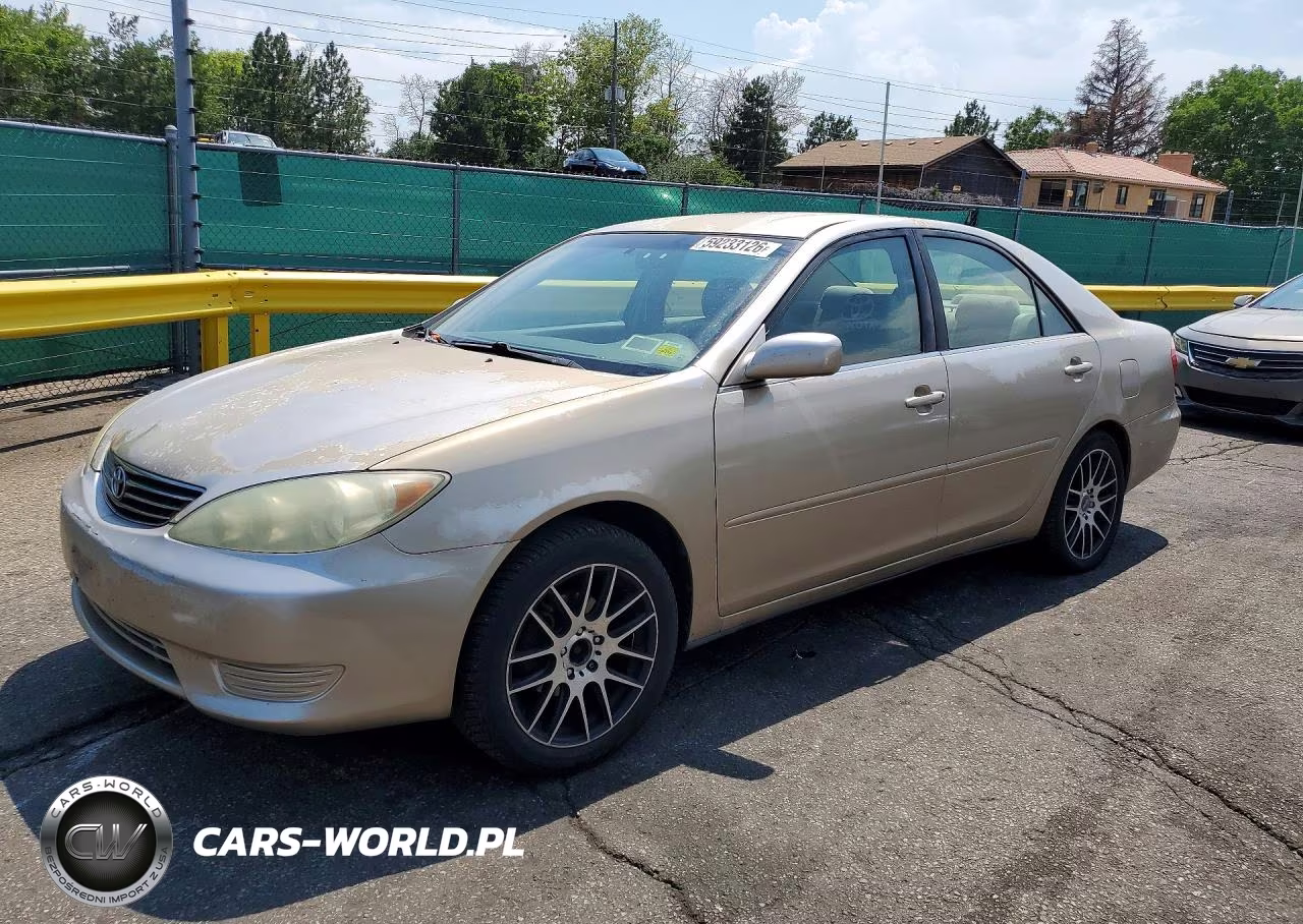 2005 Toyota Camry Standard