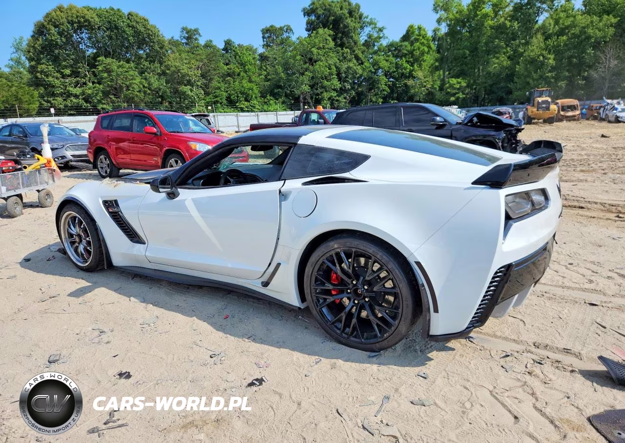 2015 Chevrolet Corvette Z06 2Lz VIN:1G1YR2D68F5600420 - 2