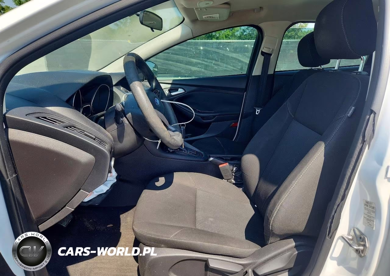 2015 Ford Focus Se VIN:1FADP3F27FL205738 - 7