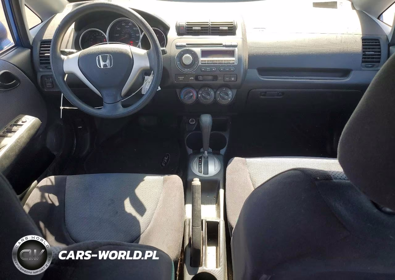2008 Honda Fit VIN:JHMGD38408S054179 - 8