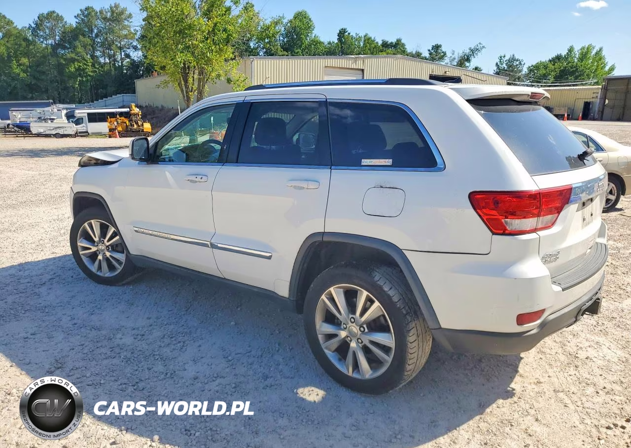 2013 Jeep Grand Cherokee Laredo VIN:1C4RJFAG3DC651761 - 2