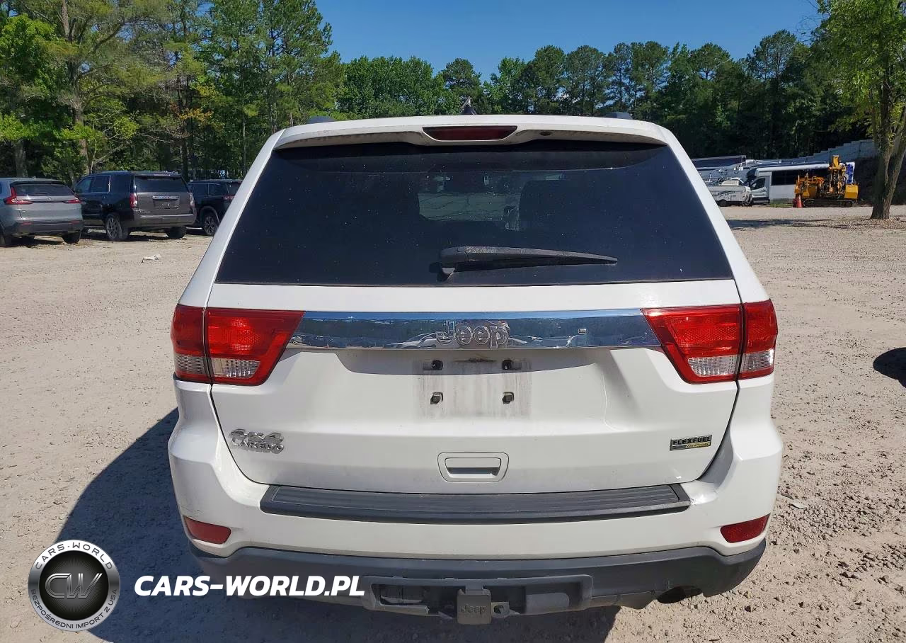 2013 Jeep Grand Cherokee Laredo VIN:1C4RJFAG3DC651761 - 6