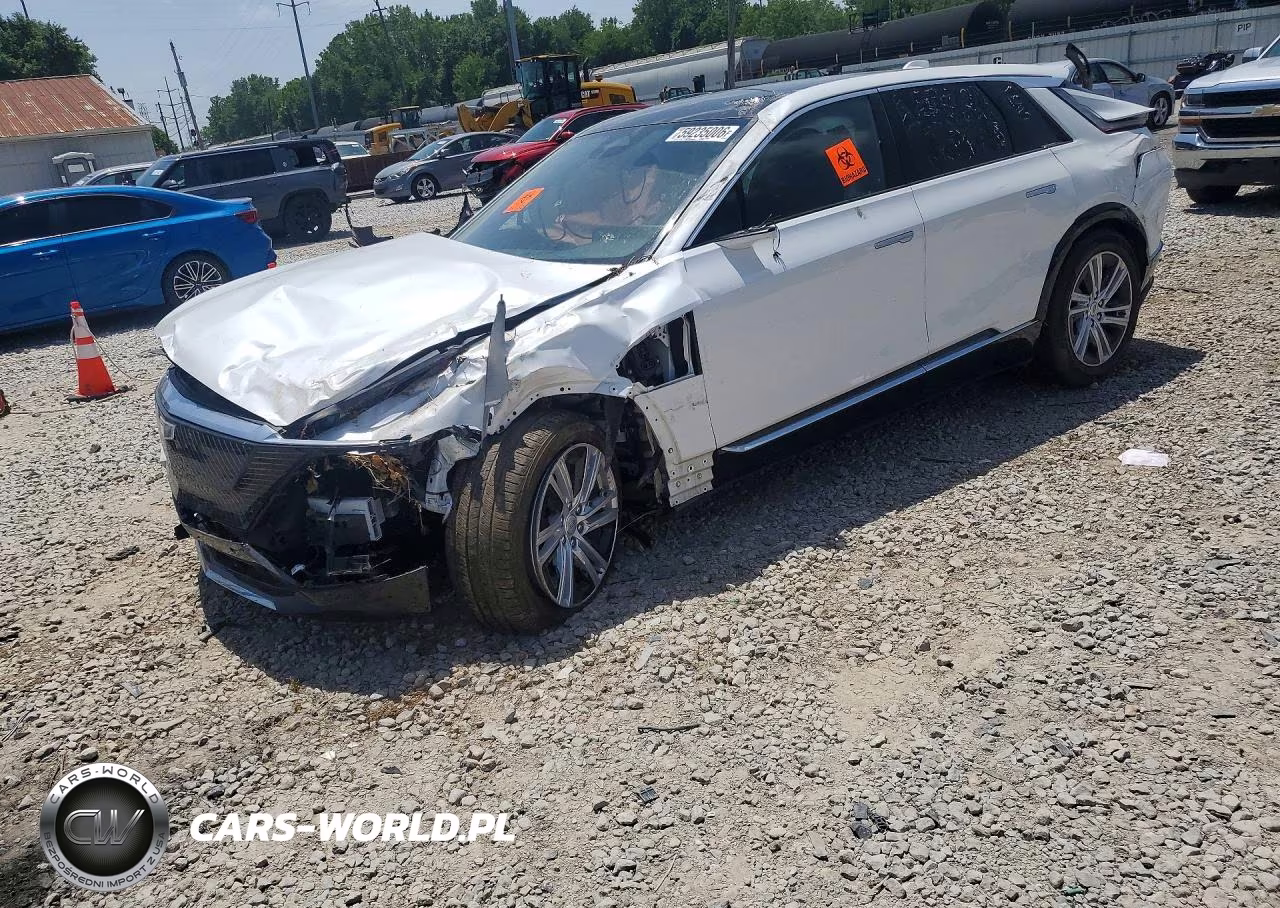 2024 Cadillac Lyriq Tech